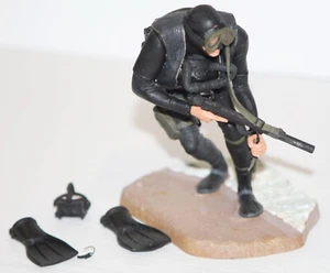 Figura suelta blanca caucásica McFarlane Toys serie militar Navy Seal 2005 (A) - Imagen 1 de 8