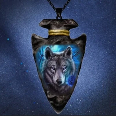 Wolf Necklace Arrowhead Style Two Tone Design Husky Dogs Beautiful Item NEW - Image 1 of 4