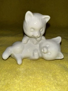 Keramik 2 Katzen Figur weiß - Bild 1 von 9
