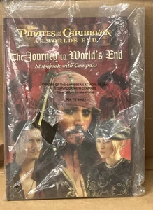 Fluch der Karibik Die Reise zum Ende der Welt: Bilderbuch und Kompass - Bild 1 von 7