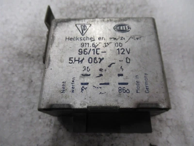 Porsche 911 / 964 Arrière Relais De Dégivrage HELLA 911 615 115 00 - Photo 1/4