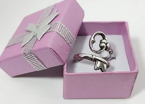 Avon Spoon Ring Key Wrap Style Circa 1970's ~925 Sterling ~ Adjustable - Picture 1 of 5