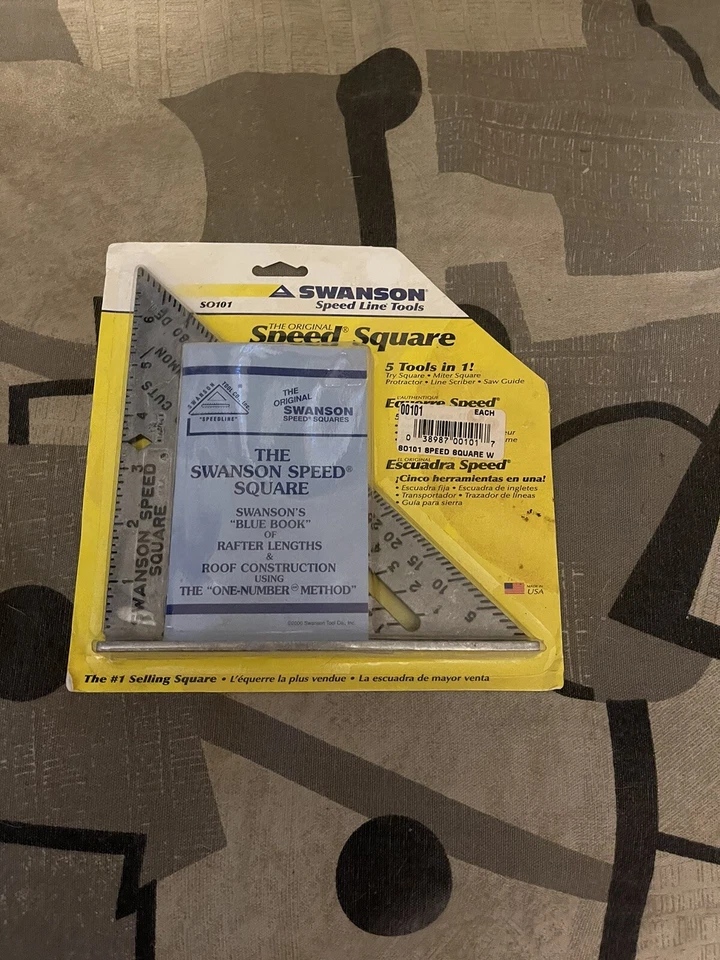 Swanson S0101-C Aluminum Speed Square /Swanson‘S Bluebook Of Rafter Lengths - Image 1 of 1