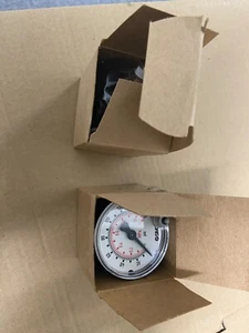 (2).MC 111.12.1.5" Pressure Gauge 0-160PSI, 1/8" K40P-MP1.0-01MS NEW!! #11D43PR5 - Picture 1 of 2