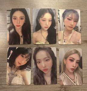 LOONA 1st World Tour VIP Meet & Greet Photocard Complete Set - Picture 1 of 2