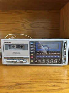 Vintage Soundesign Am-fm Stereo Electronic Clock/Cassette Recorder - Picture 1 of 2