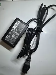 Chicony Original Usbc 65W USBC Laptop Charger - Picture 1 of 1