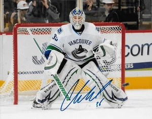 Signed Cory Schneider Vancouver Canucks Autographed 8x10 Photo #3 Original - Picture 1 of 2