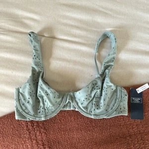 Abercrombie & Fitch Sage Green Underwire Bralette Bikini Top - Size XS - Picture 1 of 6