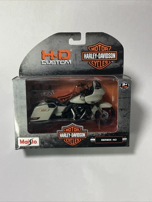 MAISTO H-D CUSTOM HARLEY DAVIDSON SERIE 40 ESCALA 1:18 2018 CVO Road Glide Foto 1 de 2