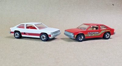 Lote de 2 Hot Wheels - Chevy Citation X-11 1980 One White One Red Die Cast 1/64 Foto 1 de 4