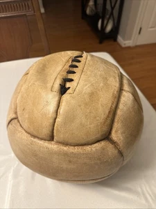 Vintage Leather Medicine Ball 10 Lbs Brown Exercise Weighted 12 Panel LARGE SIZE - Picture 1 of 11