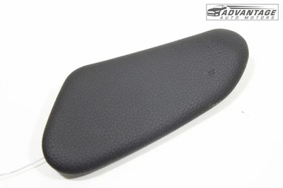 2015-2016 宝马 M235I XDRIVE F22 左侧中心控制台膝盖垫装饰盖原始设备制造商 — 第 1/4 张图片