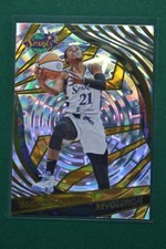 Jordin Canada  2022 Panini Revolution WNBA  Fractal Sparks #44