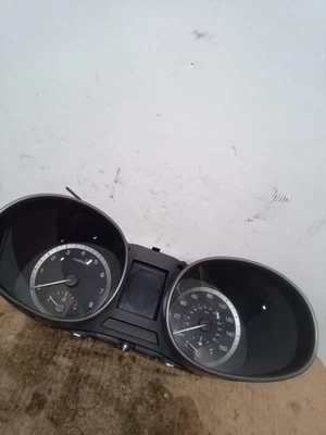 Velocímetro Cluster LWB mercado de EE. UU. MPH FWD compatible con 17-19 SANTA FE 471902 Foto 1 de 4