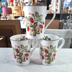 Astbury Fine Bone China, Royal Albert Staffordshire Mugs, Strawberries Design x3 - Picture 1 of 8