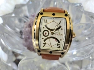 Reloj Pulsera Croton Calendario Tono Dorado Acero Inoxidable Correa Cuero Italiano - Imagen 1 de 10