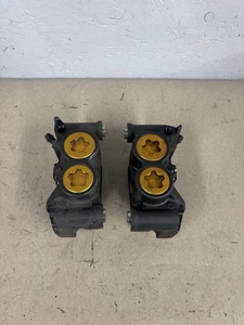 08-16 YAMAHA YZF R6 RIGHT LEFT FRONT BRAKE CALIPER SET PAIR CALIPERS R6r #0108 - Picture 1 of 8