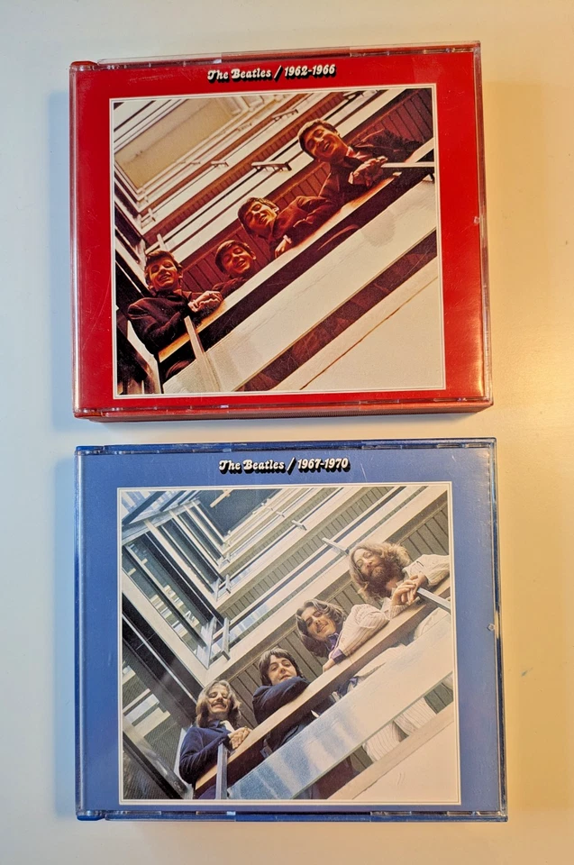 2 Beatles Box Sets 1962-1966/ 1967-1970 CDs Apple 1993 - Image 1 of 4