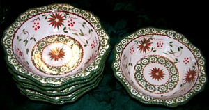 6 Lovely Green Poinsettia Christmas Temptations Old World Soup/Cereal Bowls - Picture 1 of 2