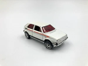 HOT WHEELS VOLKSWAGEN RABBIT - 2011 - Picture 1 of 4