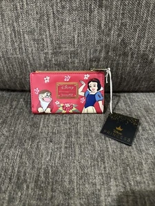Neu mit Etikett Loungefly Disney Schneewittchen & die sieben Zwerge mürrische Blumen Geldbörse NICHT MEHR ERHÄLTLICH - Bild 1 von 2