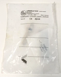 IFM IE5257 Inductive Proximity Switch, Proximity Sensor IEK3002BBPKG/US-104-DPS - Picture 1 of 2