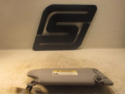 Viseira solar 2011 Mitsubishi Galant ES 2.4L OEM passageiro - Imagem 1 de 4