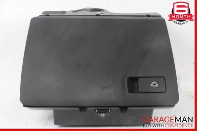 09-17 Volkswagen Passat CC GUANTERA GUANTERA COMPARTIMENTO DE ALMACENAMIENTO FABRICANTE DE EQUIPOS ORIGINALES Foto 1 de 4