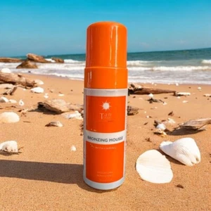 Tan Towel Bronzing Mousse with Firming Medium, Dark 120 ml, 4 oz - Picture 1 of 2