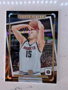 Acabado fotogénico Panini 2024-25 #10 cuñas Nikola Jokic Prizm \49 - Imagen 1 de 14
