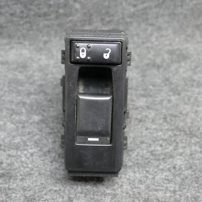 Interruptor de bloqueo de ventana eléctrica delantera para pasajeros diestro Chrysler 200 2011-2014 sedán 73006 Foto 1 de 4