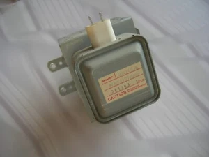 2M219JE RV-MZA177WRE0 MAGNETRON SHARP - Picture 1 of 1