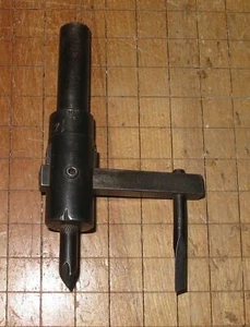 VINTAGE ADJUSTABLE CIRCLE CUTTER 1/2" 11/16" w/ PAT. ANSD DISTORTED MARKINGS - Picture 1 of 4