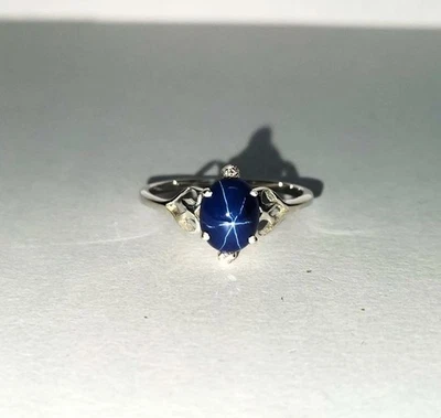 Anello di fidanzamento in argento sterling 925 con zaffiro stella blu natural... - Immagine 1 di 4