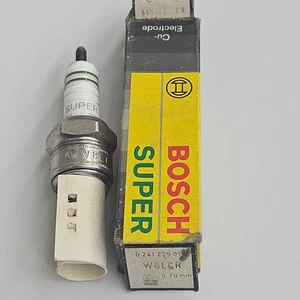 Bosch Super Zündkerze W8LCR  mit CU-Elektrode für BMW (0 241 229 059) - Bild 1 von 4