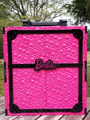 Розовый и черный чехол для переноски шкафа Barbie Fashionista Ultimate от Mattel 2011 - Изображение 1 из 4