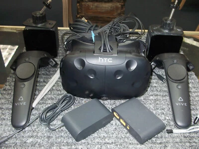 HTC Vive VR Headset set/Kit System Virtual Reality - Image 1 of 4