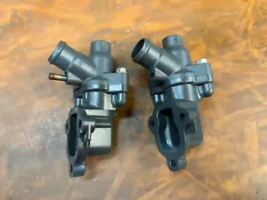 CUBIERTA Y CARCASA TERMOSTATO YAMAHA F250-300HP 6CE-12413-A0-9S... - Imagen 1 de 8
