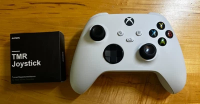 Xbox controller with upgraded TMR joystick - No drift - Image 1 of 4