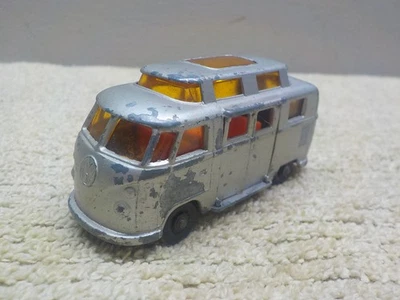 Cámper Volkswagen Matchbox #34 vintage hecha en Inglaterra por Lesney Foto 1 de 4