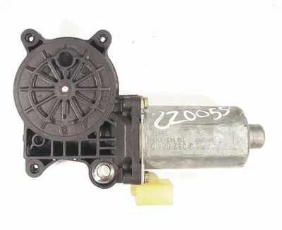 Motor ventana eléctrica delantera derecha 2 puertas PN 0130821717 OEM 2003 BMW Z4 Foto 1 de 4