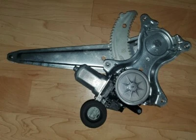  Toyota RAV4 2016 puerta trasera izquierda ventana eléctrica conjunto motor 85710-AE010 OEM Foto 1 de 3