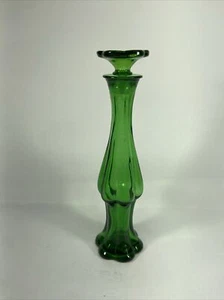 Avon 8.75” Vtg Emerald Green Glass Bud Vase with Stopper Cologne Bottle Empty - Picture 1 of 7