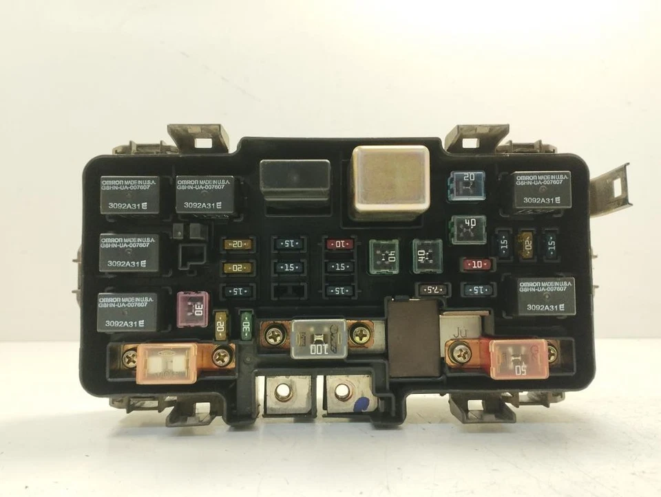 5842102715480084 Caja Reles/Fusibles para HONDA CR-V (RD8) ES 2003 188969 - Imagen 1 de 4