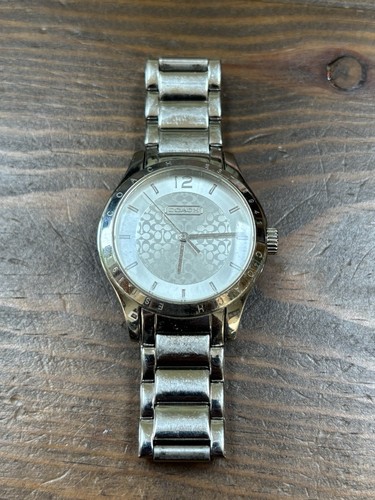 Orologio Coach Donna Acciaio Inox Logo C Quadrante W6005 SS Vendita al Dettaglio $248 Ha Bisogno di Batt