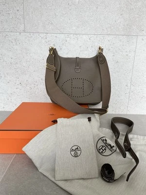 100% Authentic HERMES EVELYNE 29 III PM Etoupe NEW with additional shorter strap - Image 1 of 4