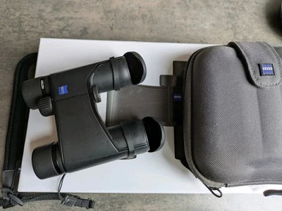 Zeiss Victory Pocket 8x25 Fernglas - Bild 1 von 4