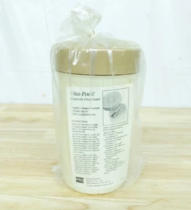 Dispenser Vitamine Vintage Anni 70 Beige Tan 8 Scomparti 900 Pillole Shaklee VITA-PACK - Foto 1 di 6