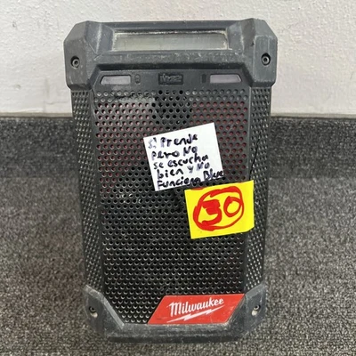 Radio para sitio de trabajo Bluetooth Milwaukee M12 2951-20 - PARA REPUESTOS O REPARACIÓN Foto 1 de 4